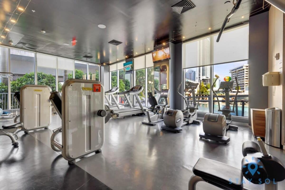 Balcony - Pool - Near Beach - Gym Hallandale Beach Exterior foto