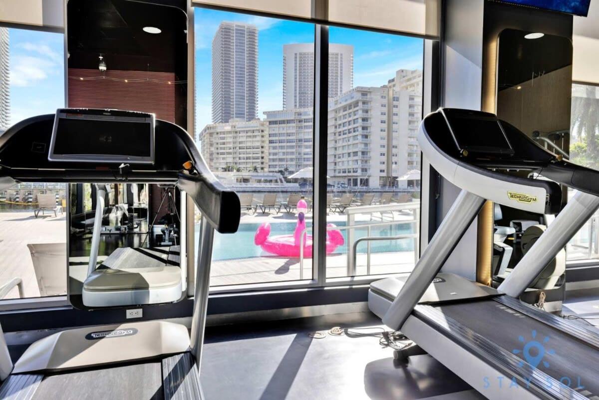 Balcony - Pool - Near Beach - Gym Hallandale Beach Exterior foto