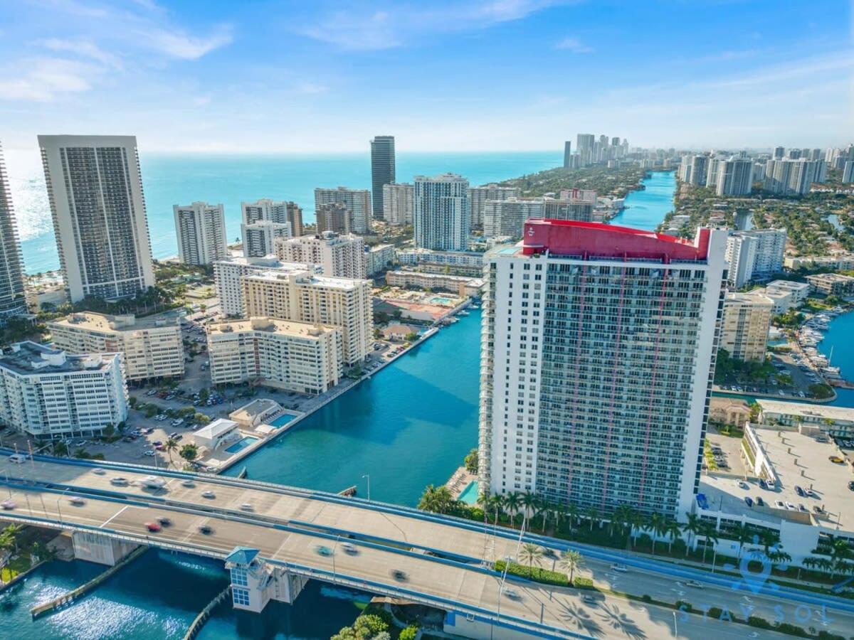Balcony - Pool - Near Beach - Gym Hallandale Beach Exterior foto